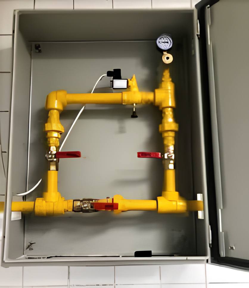 شركة العوازل بالرياض: الرائدة في تمديد خطوط الغاز